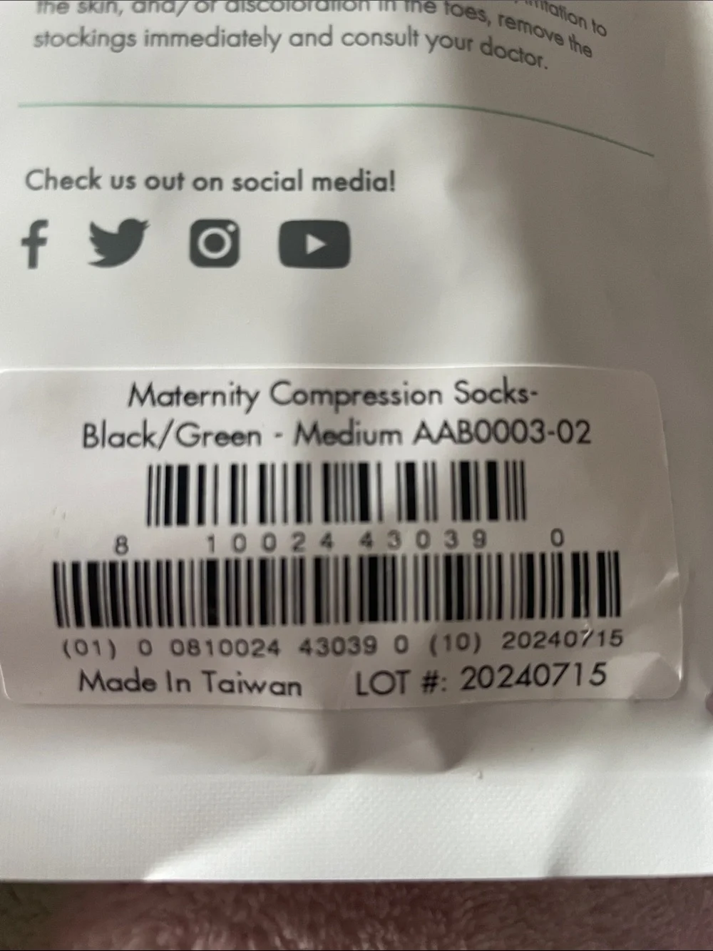 Motif Medical Maternity Compression Socks Black Green size Medium NEW